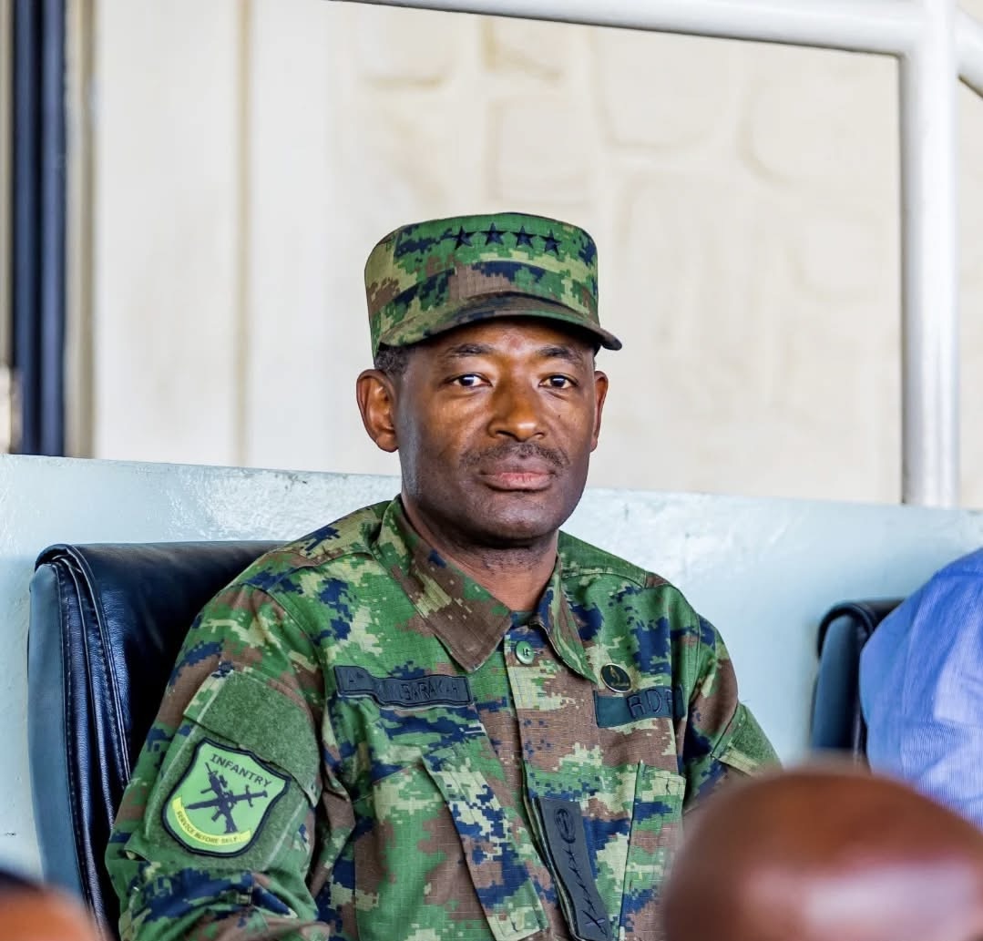 Gen. Mubarakh Muganga yahaye agahimbazamusyi Amavubi y�Abangavu U20